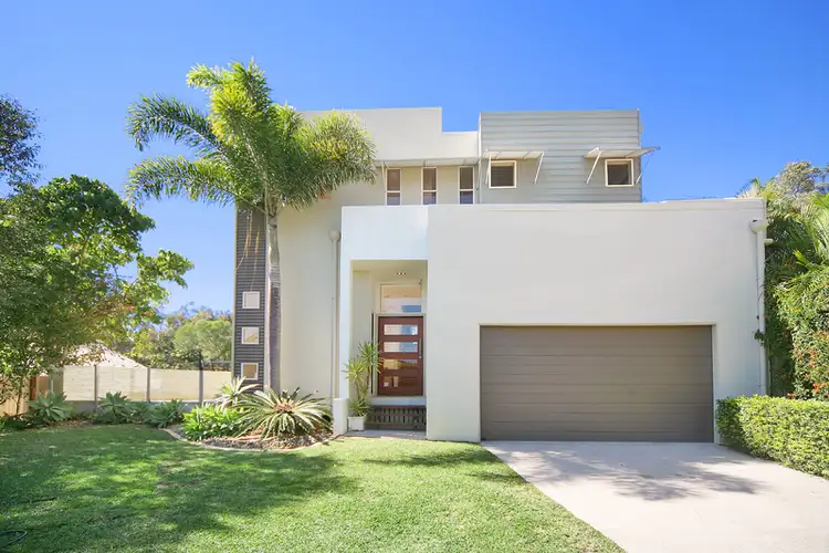 2/33 Yinneburra Street, Yaroomba QLD 4573