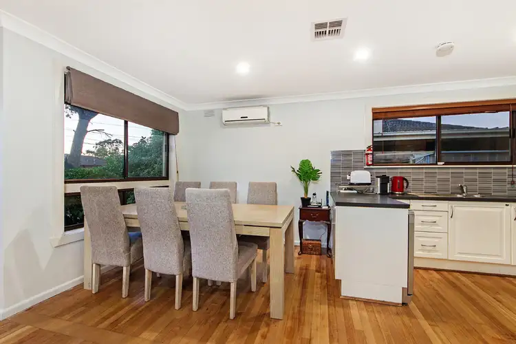 Sixth view of Homely unit listing, 1/8 McRae Avenue, St Albans VIC 3021
