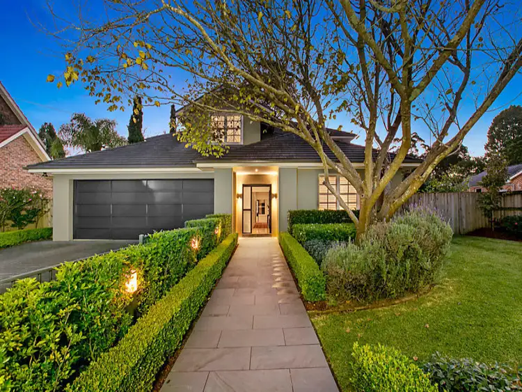 90 Collins Road, St Ives NSW 2075
