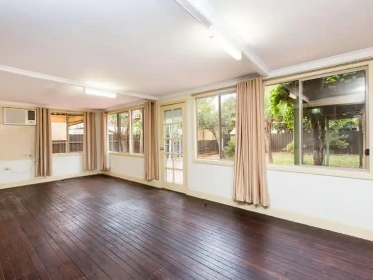 Sixth view of Homely house listing, 3 Henderson Place, Mildura VIC 3500