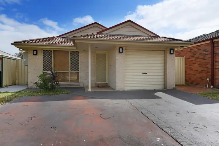 Main view of Homely house listing, 10 Mallee Court, Wattle Grove NSW 2173