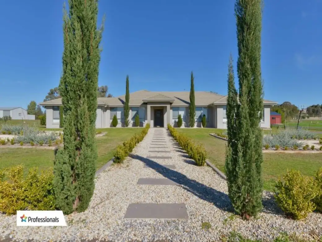 Main view of Homely house listing, 5 Sequoia Drive, Tamworth NSW 2340