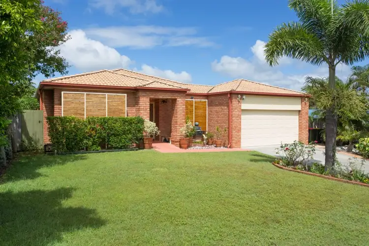 19 Ash Court, Carindale QLD 4152