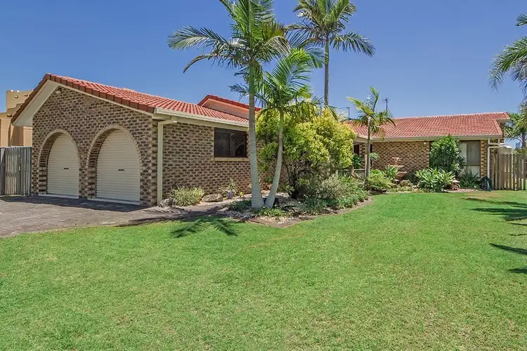 Second view of Homely house listing, 17 Saxonvale Terrace, Mermaid Waters QLD 4218