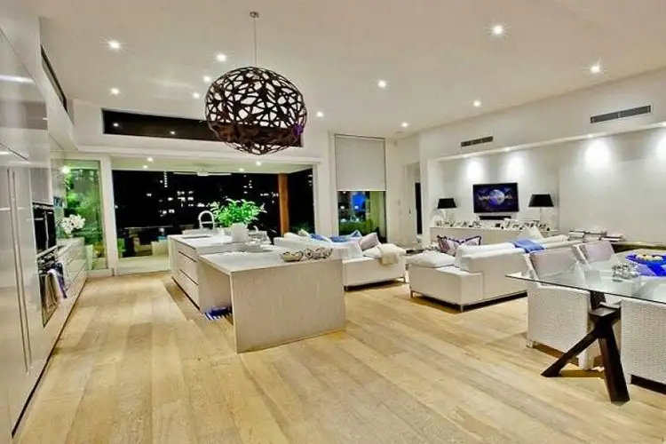 Fifth view of Homely house listing, 32 Amalfi Drive, Isle Of Capri QLD 4217