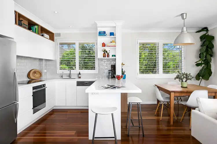 6/100 Condamine Street