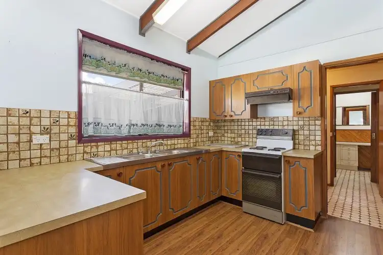 Fourth view of Homely unit listing, 2/15 Campbell Avenue, Wodonga VIC 3690