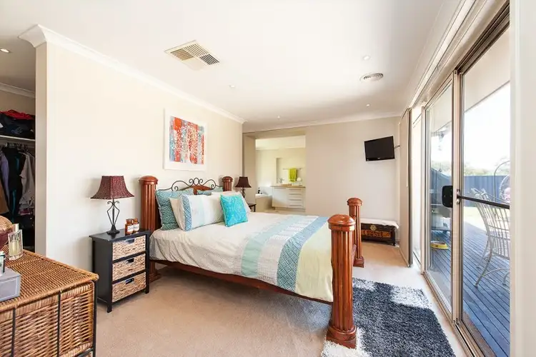 Seventh view of Homely house listing, 8 Mulberry Court, Albury NSW 2640