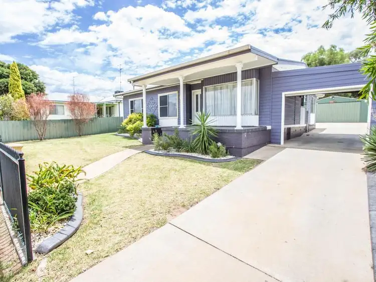 39 Roslyn Street, Narrandera NSW 2700