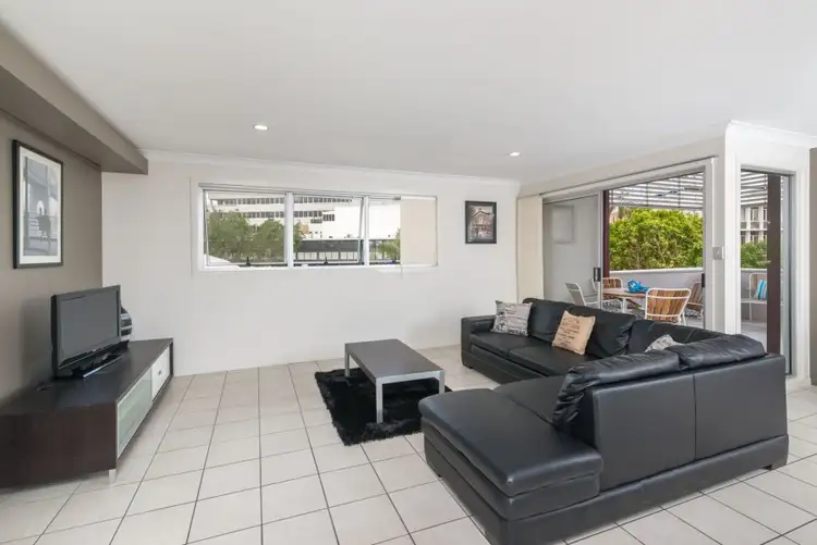 Sixth view of Homely unit listing, Unit 5/117 Fortescue Street, Spring Hill QLD 4000