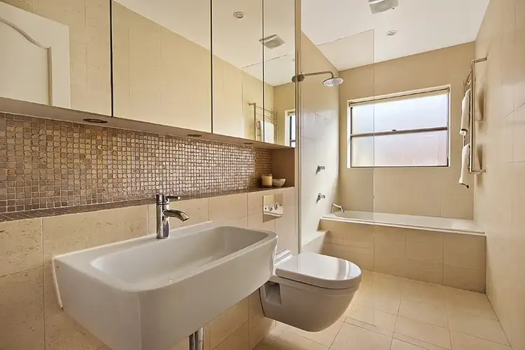 Fifth view of Homely unit listing, 2/10 Wood Street, Manly NSW 2095