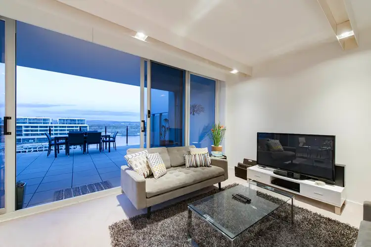 Fifth view of Homely apartment listing, 17/29 Eastlake Parade, Kingston ACT 2604