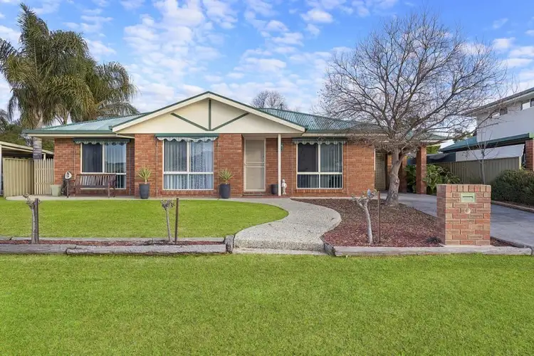 Main view of Homely house listing, 10 Colombo Court, Wodonga VIC 3690