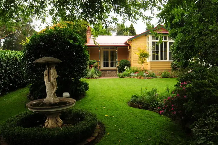135 Craigend Street, Leura NSW 2780