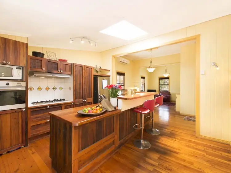 21 Sword Street, Woolloongabba QLD 4102