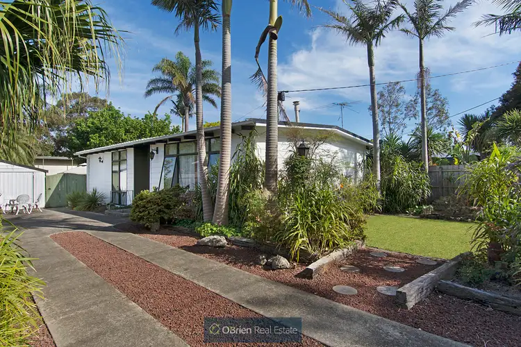 29 Coprosma Avenue, Frankston VIC 3199