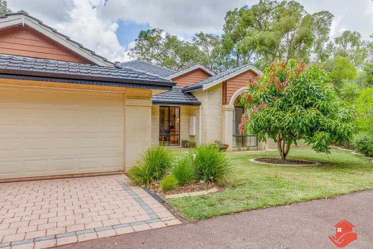 32 Norman Road, Roleystone WA 6111