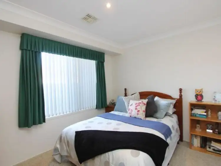 Seventh view of Homely house listing, 33 Ballanya Avenue, Goulburn NSW 2580