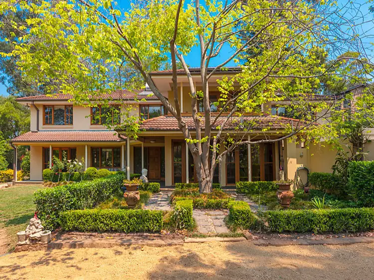 48 Kedumba Crescent, North Turramurra NSW 2074