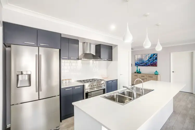 Second view of Homely house listing, 7 Polsson Street, Horsley NSW 2530