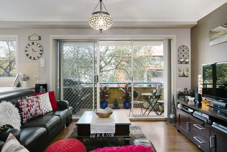 Main view of Homely unit listing, 4/7 Regent Street, Wollongong NSW 2500