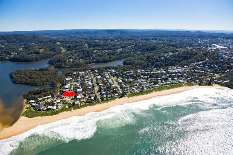 38 Lake Street, North Avoca NSW 2260