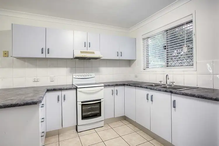 Fifth view of Homely unit listing, 1/5 Jacaranda Avenue, Taranganba QLD 4703