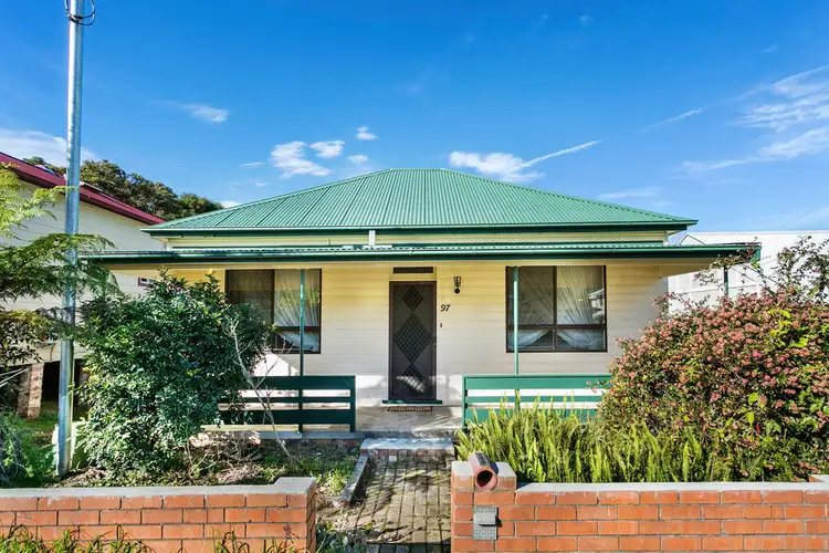 97 Phillip Street, Thirroul NSW 2515