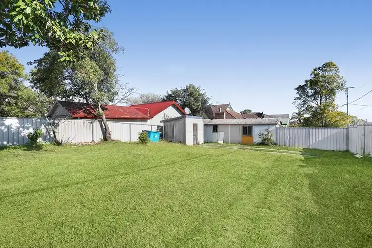 279 Woronora Road, Engadine NSW 2233