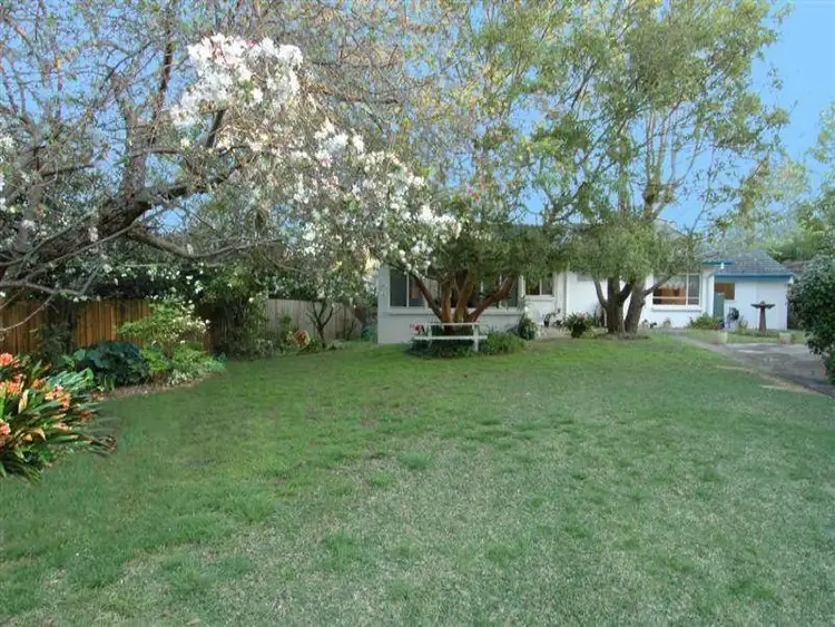 Fifth view of Homely house listing, 2 Laurence Avenue, Turramurra NSW 2074