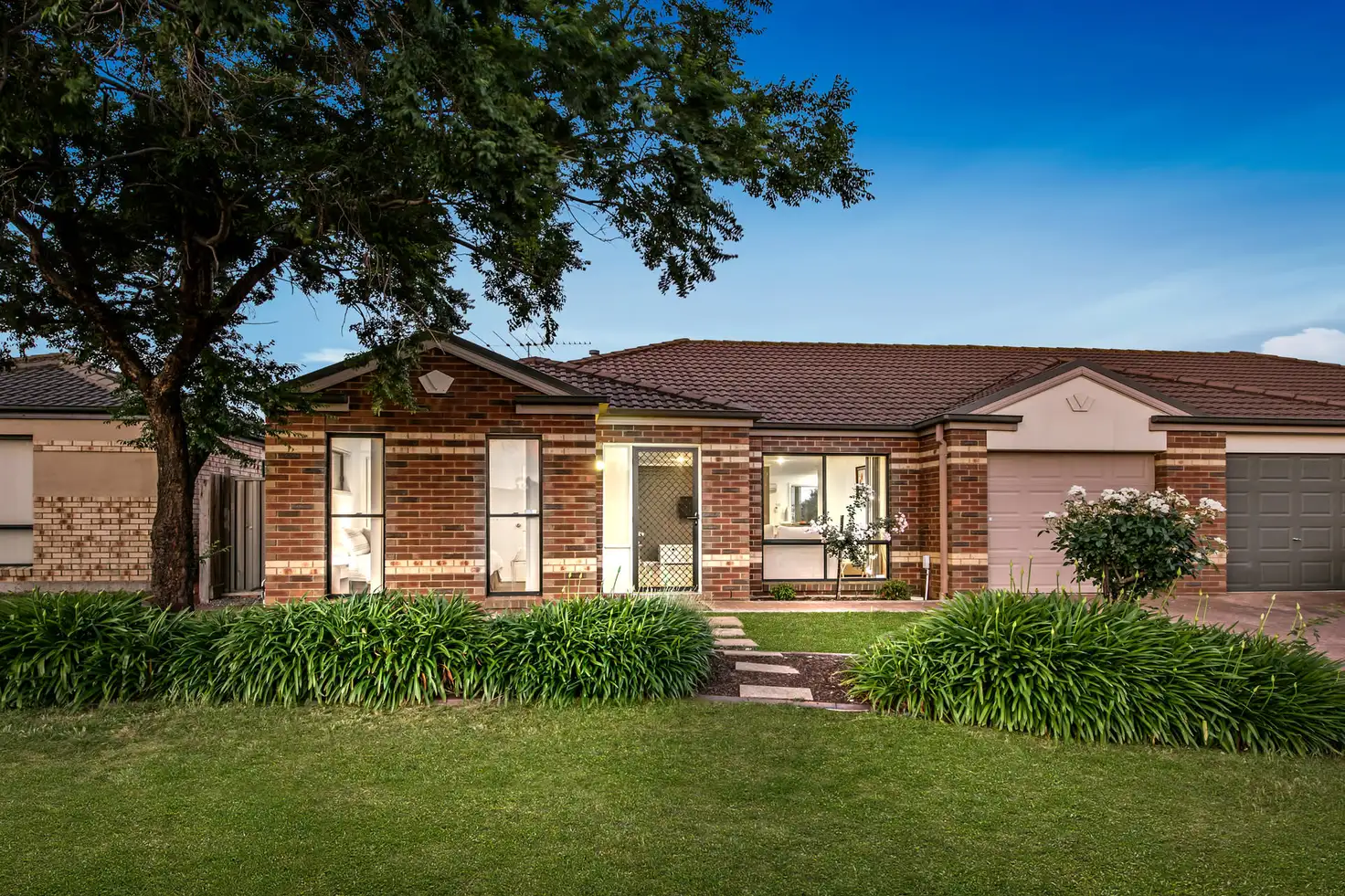 Main view of Homely unit listing, 14 Mathisen Terrace, Hillside VIC 3037