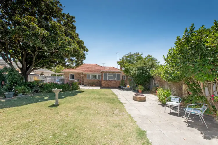 28 Roberts Road, Carlisle WA 6101