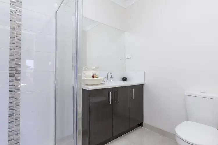 Fifth view of Homely house listing, 7 Vive Street, Tarneit VIC 3029