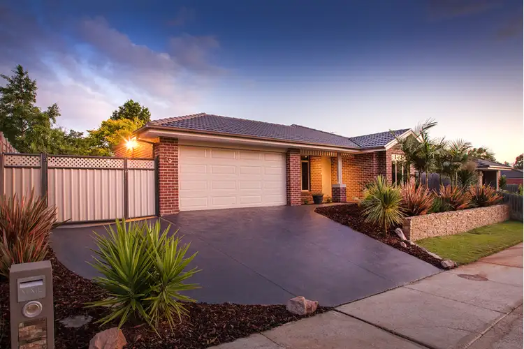 Second view of Homely house listing, 25 Miller Close, Drouin VIC 3818