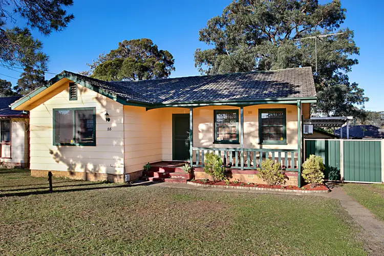 55 Lingayen Avenue, Lethbridge Park NSW 2770