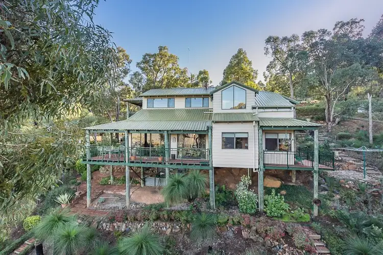41 Mackie Road, Roleystone WA 6111