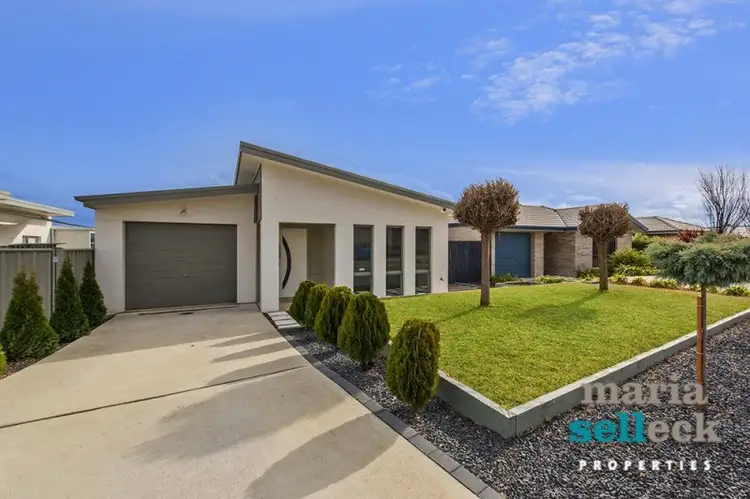 Second view of Homely house listing, 85 Wunderly Circuit, Macgregor ACT 2615