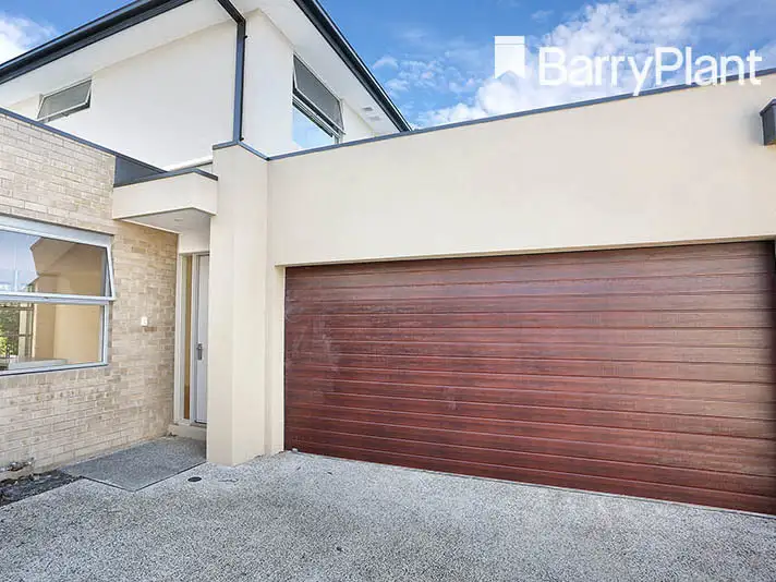 6 Alandown Close, Knoxfield VIC 3180