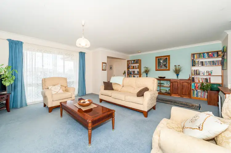 Fifth view of Homely house listing, 17 Lasseter Avenue, Chifley NSW 2036