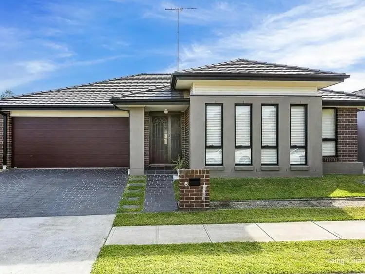 6 Voller Street, Ropes Crossing NSW 2760