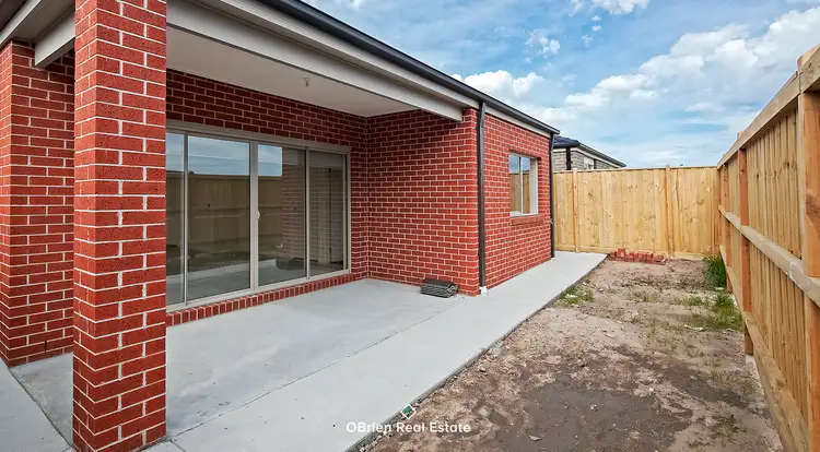 Fifth view of Homely house listing, 7 Rainford Crescent, Lyndhurst VIC 3975