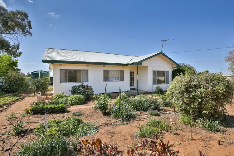 96-98 Wood Street, Gol Gol NSW 2738