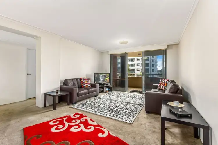 60/121 Pacific Highway, Hornsby NSW 2077