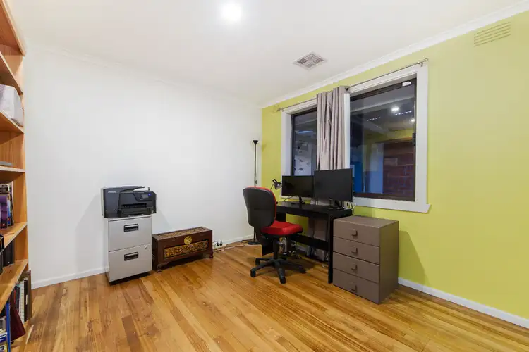 Seventh view of Homely unit listing, 1/8 McRae Avenue, St Albans VIC 3021
