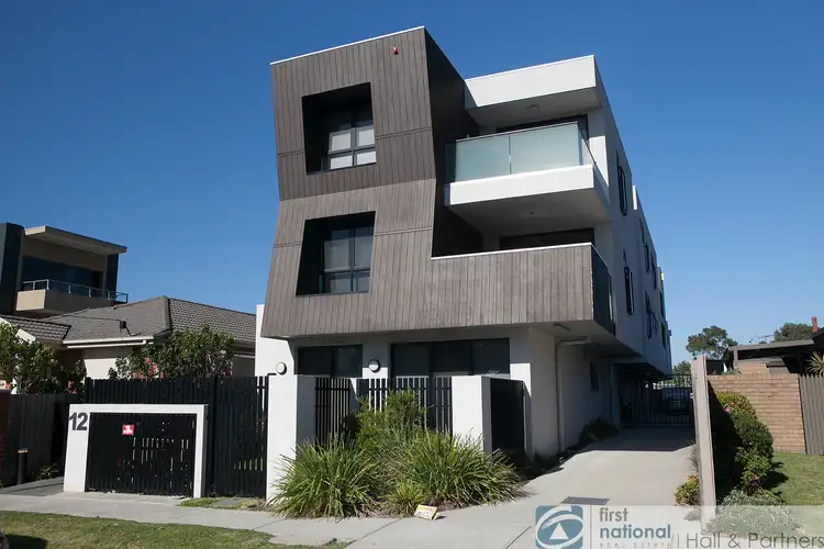 4/12 New Street, Dandenong VIC 3175