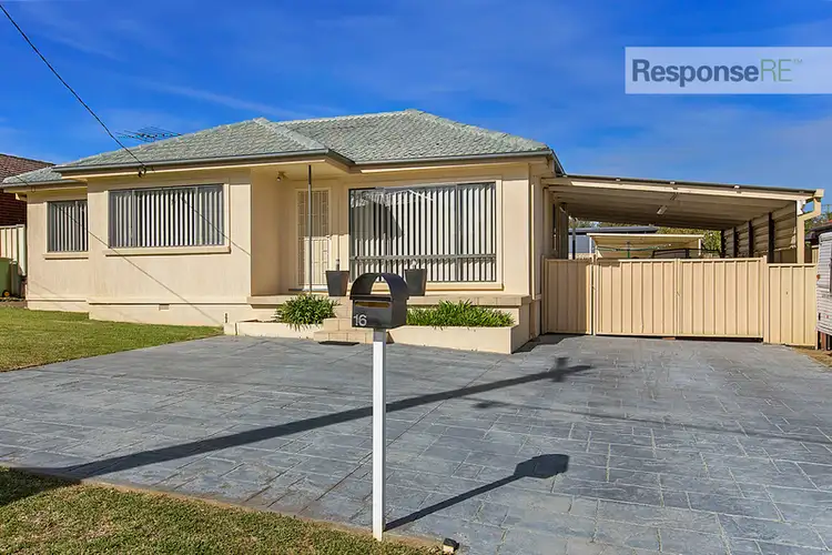 16 Besley Street, Cambridge Park NSW 2747