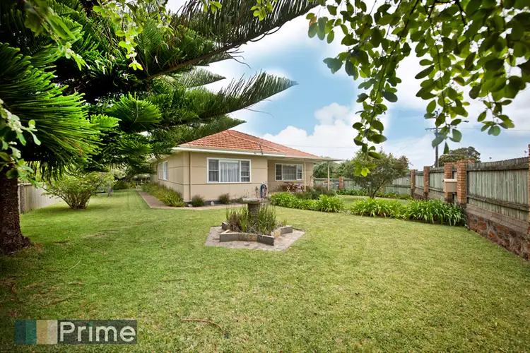 417 Albany Highway, Orana WA 6330