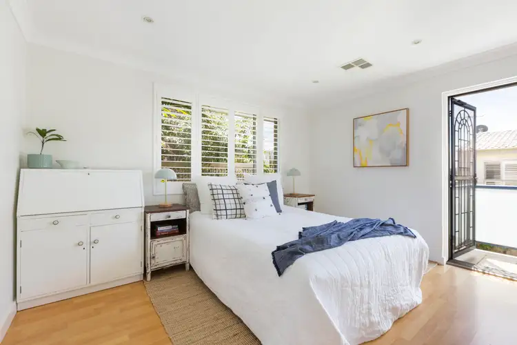 Sixth view of Homely house listing, 2/33 Arthur Street, Fairlight NSW 2094