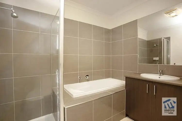 Sixth view of Homely house listing, 3 Glenvista Road, Pakenham VIC 3810