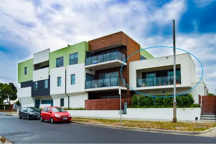 Second view of Homely apartment listing, 1.6/141 Stephen Street, Yarraville VIC 3013